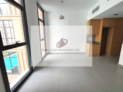 استوديو  للايجار في تجارية مويلح، الشارقة - f690c7ba-a6a2-42be-96ec-214ccf7bf137. jpg