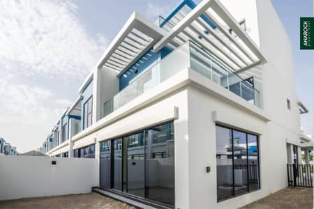 5 habitaciones Townhouse para en Alquiler en DAMAC Lagoons, Dubai - Casa adosada en DAMAC Lagoons，Santorini, 5 dormitorios, 250000 AED - 15723603
