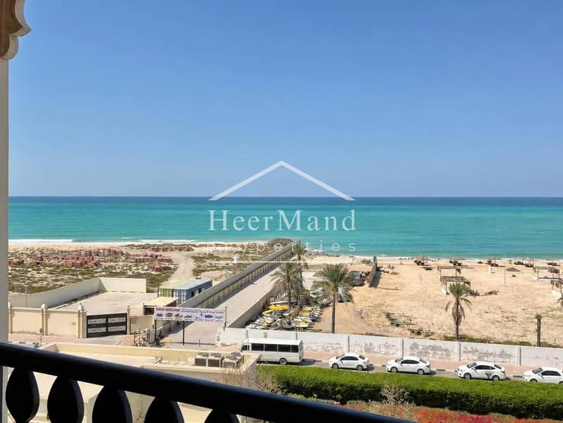 Beautifully Upgraded - Sea and Pool Views - Beautifully Upgraded - Sea and Pool Views -