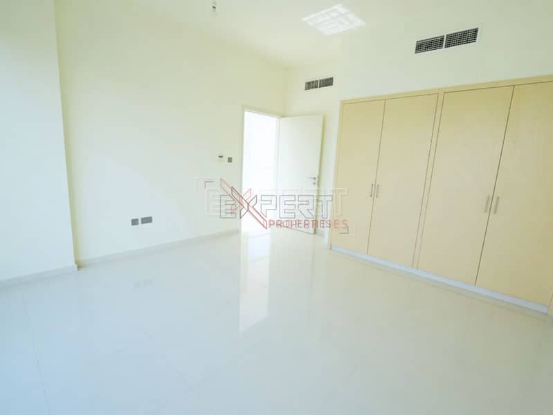 7 Image 7