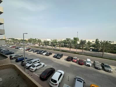 3 Slaapkamers Appartement te Koop in Al Reef, Abu Dhabi - Appartement in Al Reef,Al Reef Downtown,Building 32, 3 slaapkamers, 1650000 AED - 15725339 3 Slaapkamers Appartement te Koop in Al Reef, Abu Dhabi - Appartement in Al Reef,Al Reef Downtown,Building 32, 3 slaapkamers, 1650000 AED - 15725339