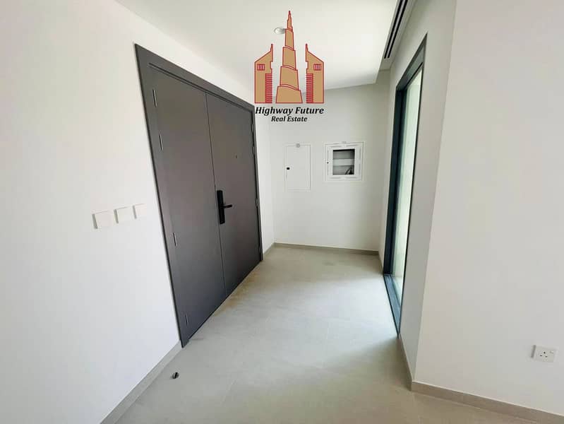 19 b21bfbee-c59e-438e-b732-503327fa2f2f. jpeg