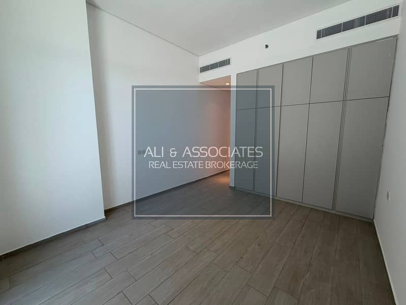 5 Bedroom 2. jpeg