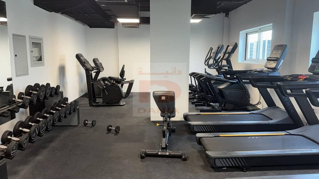 16 J2 GYM. jpeg