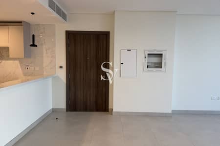 2 Bedroom Flat for Rent in Bur Dubai, Dubai - High Floor | Unfurnished | Near Metro 2 Bedroom Flat for Rent in Bur Dubai, Dubai - High Floor | Unfurnished | Near Metro