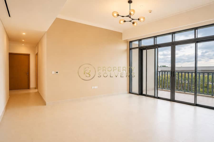 Full Windows | Biggest Layout | Golf Views Full Windows | Biggest Layout | Golf Views