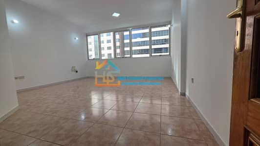2 Slaapkamers Appartement te Huur in Tourist Club Area (TCA), Abu Dhabi - WhatsApp Image 2026-07-04 at 5.49. 38 PM (1). jpeg 2 Slaapkamers Appartement te Huur in Tourist Club Area (TCA), Abu Dhabi - WhatsApp Image 2026-07-04 at 5.49. 38 PM (1). jpeg