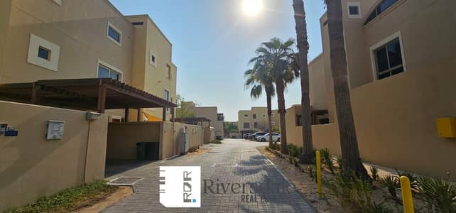 4 Camere Villa in Affitto a Khalifa City, Abu Dhabi - eb236867-28dd-4b48-abc6-da11b138d7c6. jpg 4 Camere Villa in Affitto a Khalifa City, Abu Dhabi - eb236867-28dd-4b48-abc6-da11b138d7c6. jpg