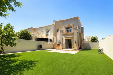 فیلا 3 غرف نوم للايجار في الينابيع، دبي - images image img