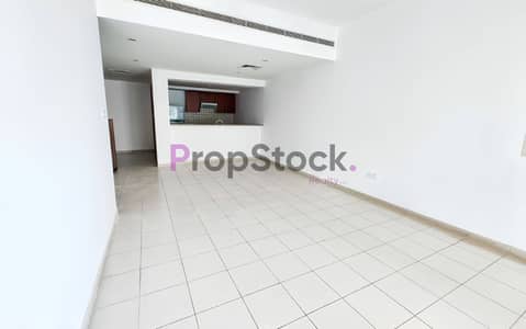 2 Bedroom Apartment for Sale in The Greens, Dubai - Renovation Project | Perfect End use 2 Bed | Exclusive 2 Bedroom Apartment for Sale in The Greens, Dubai - Renovation Project | Perfect End use 2 Bed | Exclusive