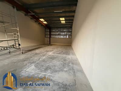 Warehouse para en Alquiler en Industrial Area, Sharjah - eb68c06d-2179-4c5e-80a9-6d5d26973222. jpeg
