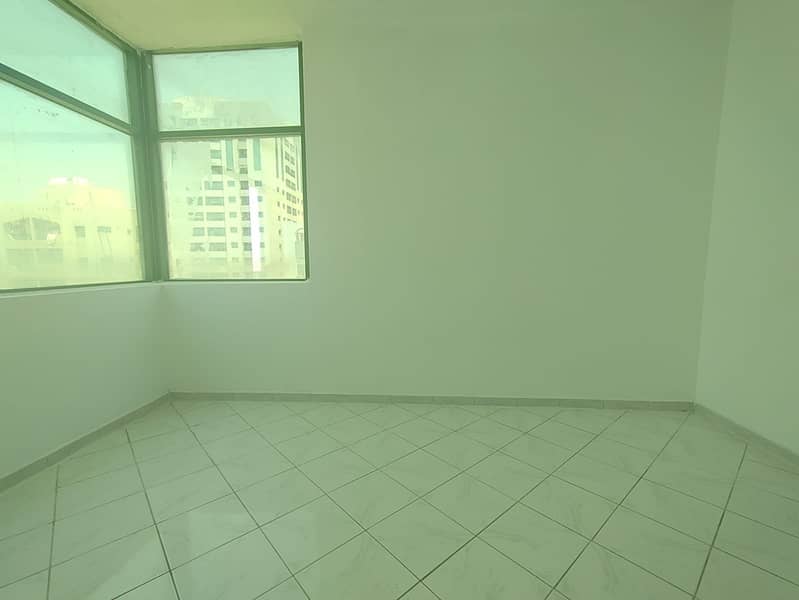 6 10173. jpg