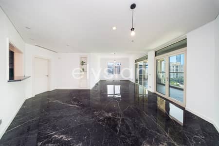 3 habitaciones Apartamento para en Alquiler en Palm Jumeirah, Dubai - Apartamento en Palm Jumeirah，Shoreline Apartments，Al Tamr, 3 dormitorios, 320000 AED - 15729458
