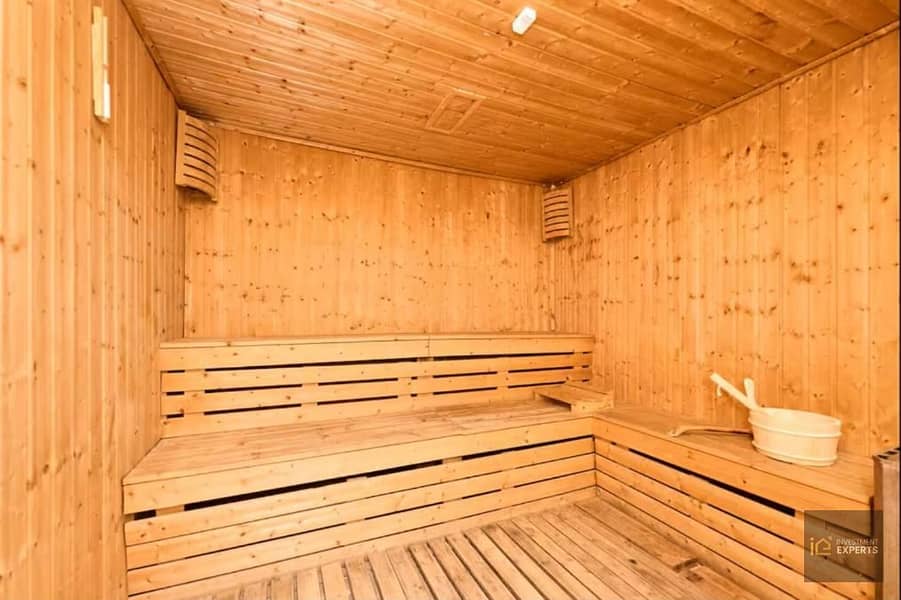 10 SAUNA 1. jpg