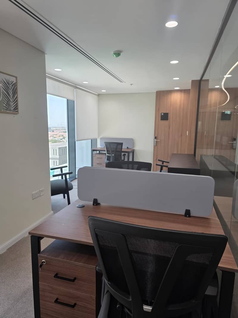 2 Office 18 (2). jpeg
