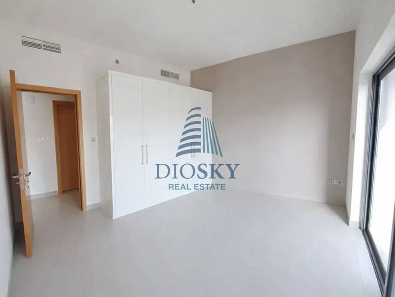 5 Image 5