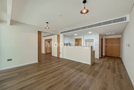 1 Bedroom Flat for Rent in Al Raha Beach, Abu Dhabi - Ready To Move | High Floor | Partial Canal View 1 Bedroom Flat for Rent in Al Raha Beach, Abu Dhabi - Ready To Move | High Floor | Partial Canal View