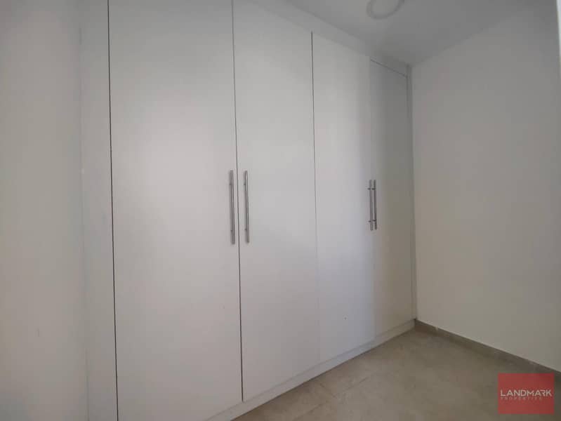 7 Closet. jpeg