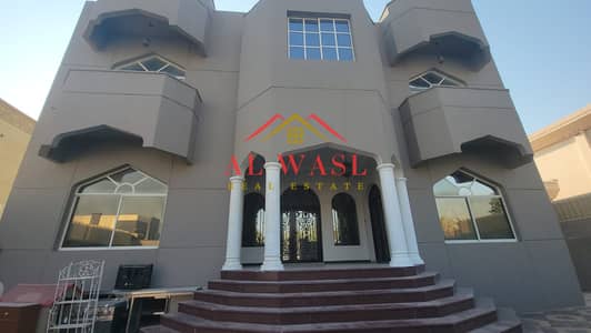 5 Camere Villa in Vendita a Al Ramaqiya, Sharjah - WhatsApp Image 2026-07-06 at 7.33. 12 AM. jpeg 5 Camere Villa in Vendita a Al Ramaqiya, Sharjah - WhatsApp Image 2026-07-06 at 7.33. 12 AM. jpeg