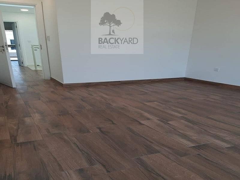 Best Location | On Plaza | Ready to Move In Best Location | On Plaza | Ready to Move In