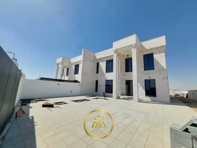 Villa de 5 chambres à à louer à Al Tay East, Sharjah - 20260518_143536. jpg
