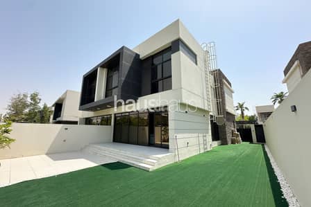 4 Bedroom Villa for Rent in DAMAC Hills, Dubai - Upgraded 4 Bed + M | Furnished | Single Row 4 Bedroom Villa for Rent in DAMAC Hills, Dubai - Upgraded 4 Bed + M | Furnished | Single Row