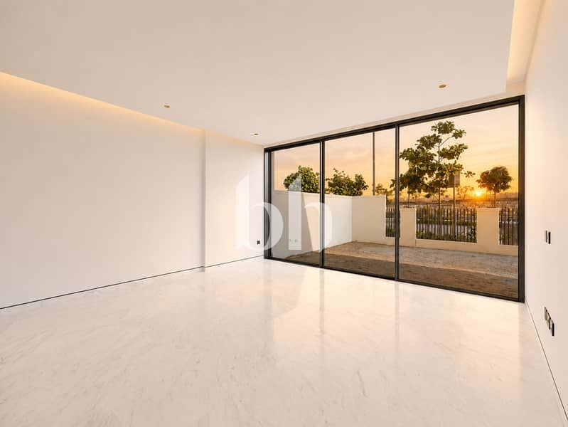 5 images image img
