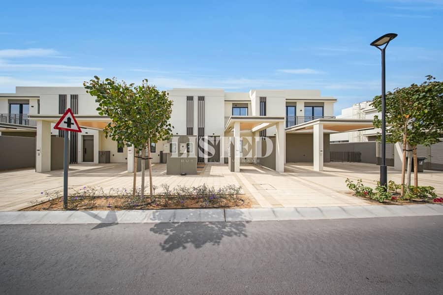 Modern 2BR Townhouse | Ready Now | Falcon Island Modern 2BR Townhouse | Ready Now | Falcon Island