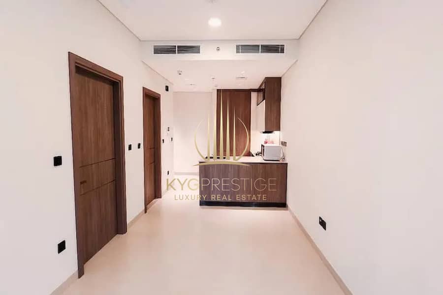 Burj Khalifa View | Large Layout 1BR | Prime Location | Vacant Burj Khalifa View | Large Layout 1BR | Prime Location | Vacant