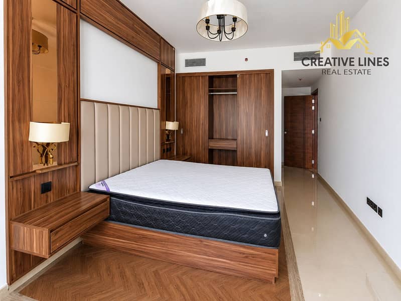 Fully Furnished 1BHK | Walking Distance to Metro - Image 3