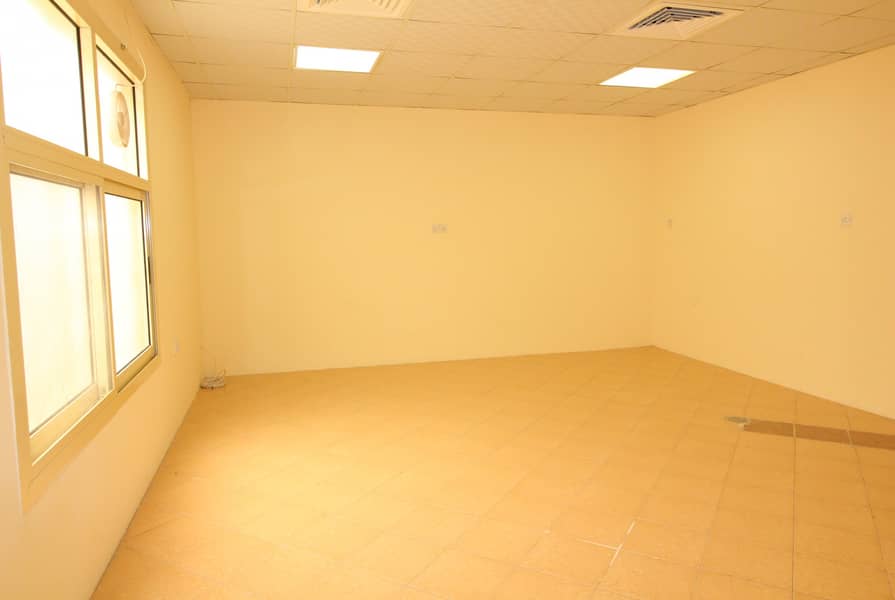 شقة في مركز محمد بن زايد،مدينة محمد بن زايد 1 غرفة 30000 درهم - 4486297