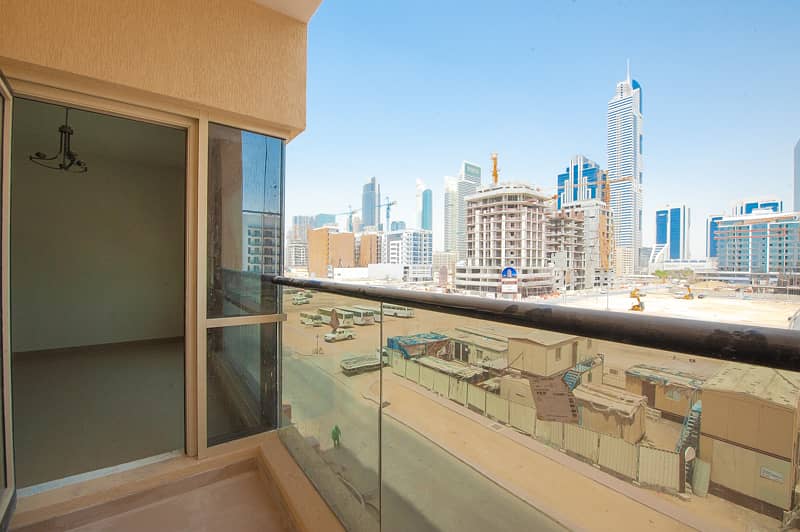 12 dxb1l180_2BR_img12. jpg