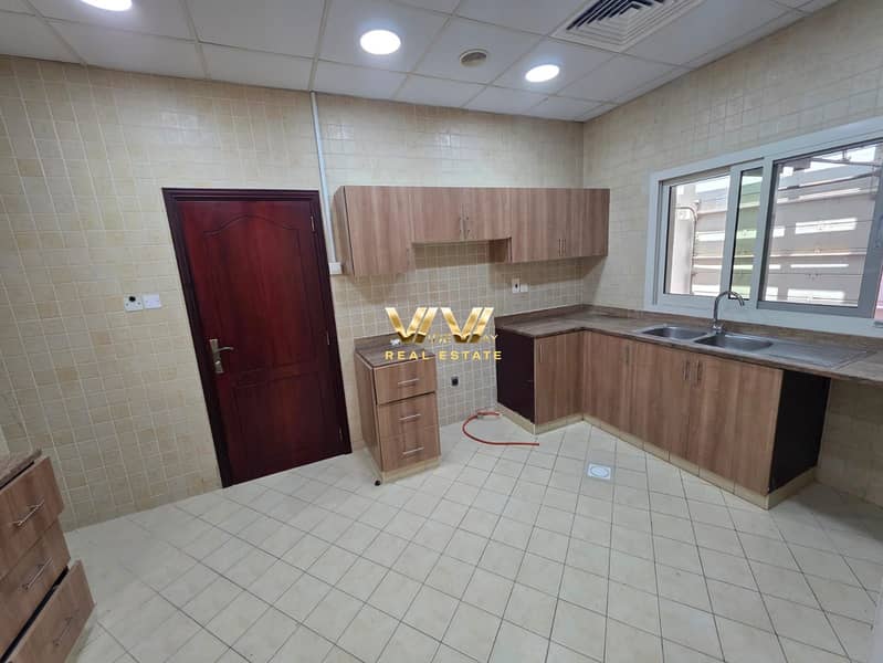4 9530de03-3e72-47ee-9a81-67c39b3673f8. jpg