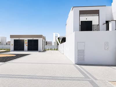 Villa de 4 chambres à à vendre à Al Shamkha, Abu Dhabi - main. jpg