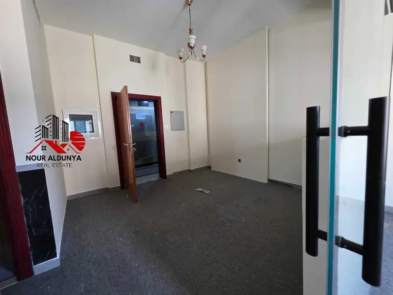 FRONT OF METRO. UPTO 800SQFT. OFFICE WITH PARKING. BOOK NOW