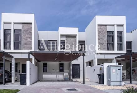3 Camere Townhouse in Affitto a DAMAC Hills 2 (Akoya by DAMAC), Dubai - Villetta a schiera a DAMAC Hills 2 (Akoya by DAMAC),Aster, 3 camere da letto, 120000 AED - 15738240 3 Camere Townhouse in Affitto a DAMAC Hills 2 (Akoya by DAMAC), Dubai - Villetta a schiera a DAMAC Hills 2 (Akoya by DAMAC),Aster, 3 camere da letto, 120000 AED - 15738240