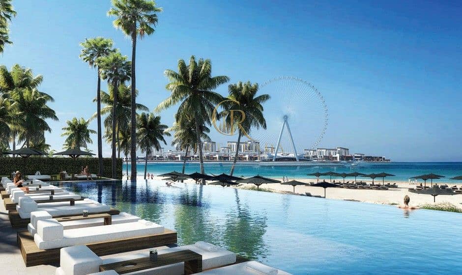 2 La Vie - Infinity Pool. jpg
