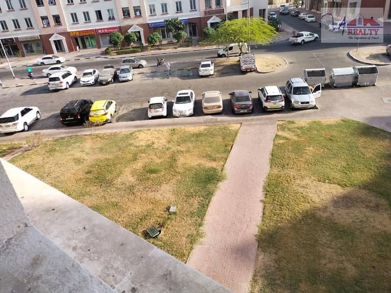 10 10. jpg
