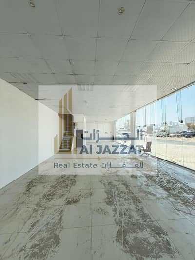 معرض تجاري  للايجار في المنطقة الصناعية، الشارقة - WhatsApp Image 2026-07-07 at 12.48. 17 PM. jpeg