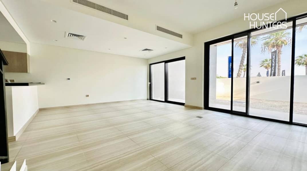 Villa in DAMAC Hills,Greenwoods, 3 schlafzimmer, 3100000 AED - 15739908 Villa in DAMAC Hills,Greenwoods, 3 schlafzimmer, 3100000 AED - 15739908