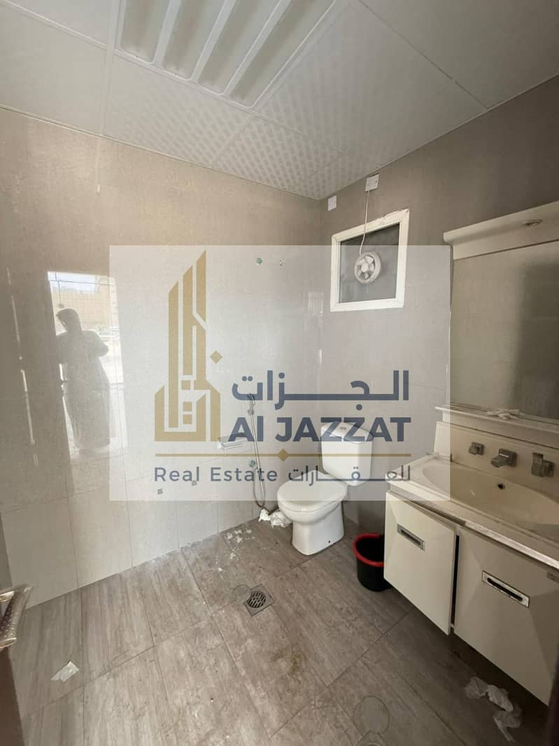 8 ه. jpeg