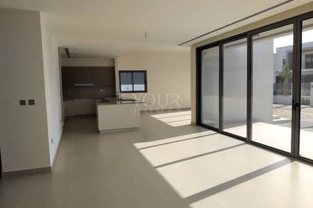 5Bed villa on lowest price in market @ 230K 5Bed villa on lowest price in market @ 230K