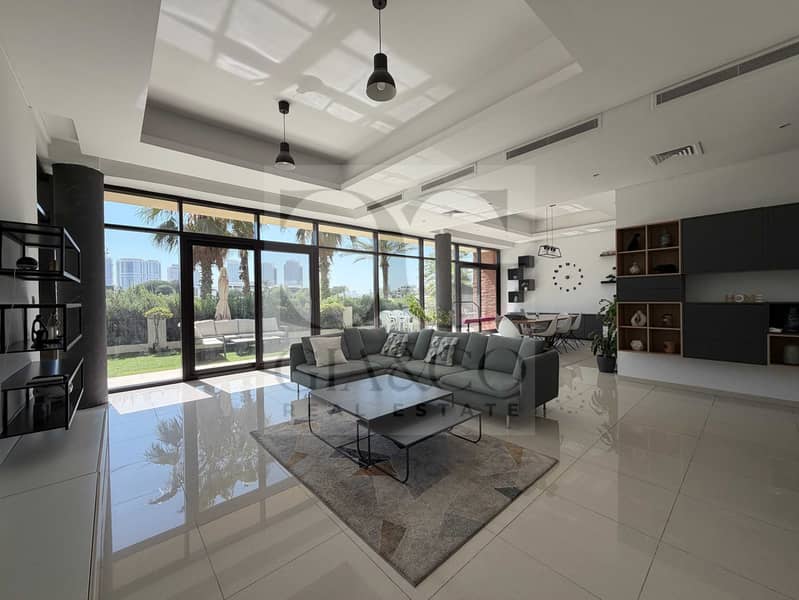 Villa in DAMAC Hills,The Turf, 5 schlafzimmer, 460000 AED - 15370226 Villa in DAMAC Hills,The Turf, 5 schlafzimmer, 460000 AED - 15370226
