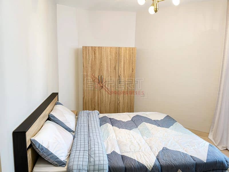 6 Image 6