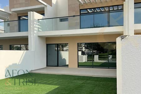 4 Slaapkamers Townhouse te Huur in DAMAC Hills, Dubai - Rijwoning in DAMAC Hills，Park Residences 1, 4 slaapkamers, 205000 AED - 15742599