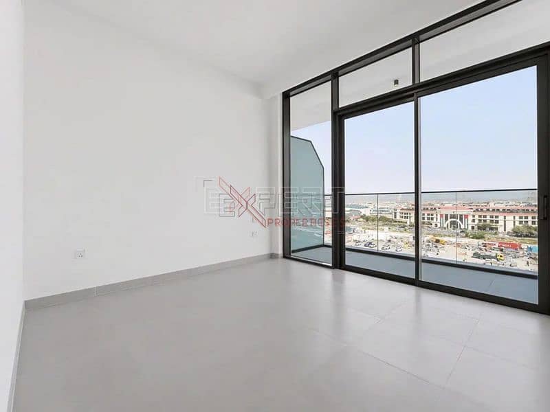 5 Image 5