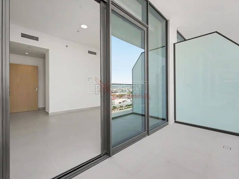 7 Image 7