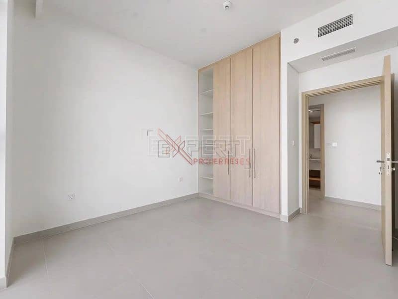9 Image 9