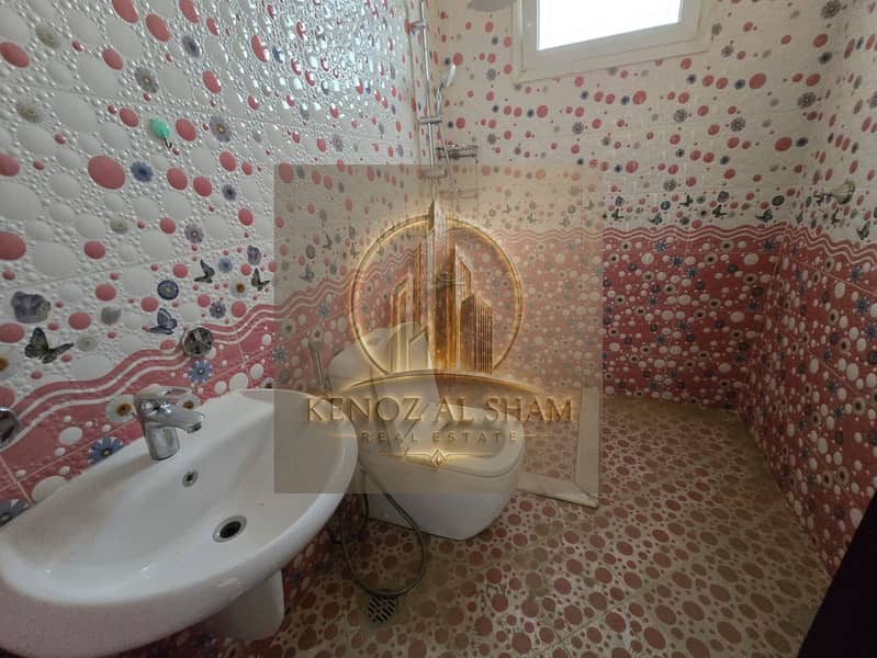 18 bd8add97-08eb-4d96-84ab-d6808b7c9a3b. jpg