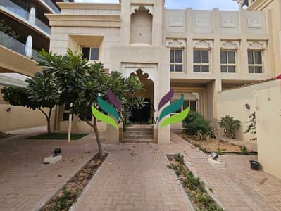 Villa de 5 chambres à à louer à Jumeirah, Dubai - 20260110_133253. jpg